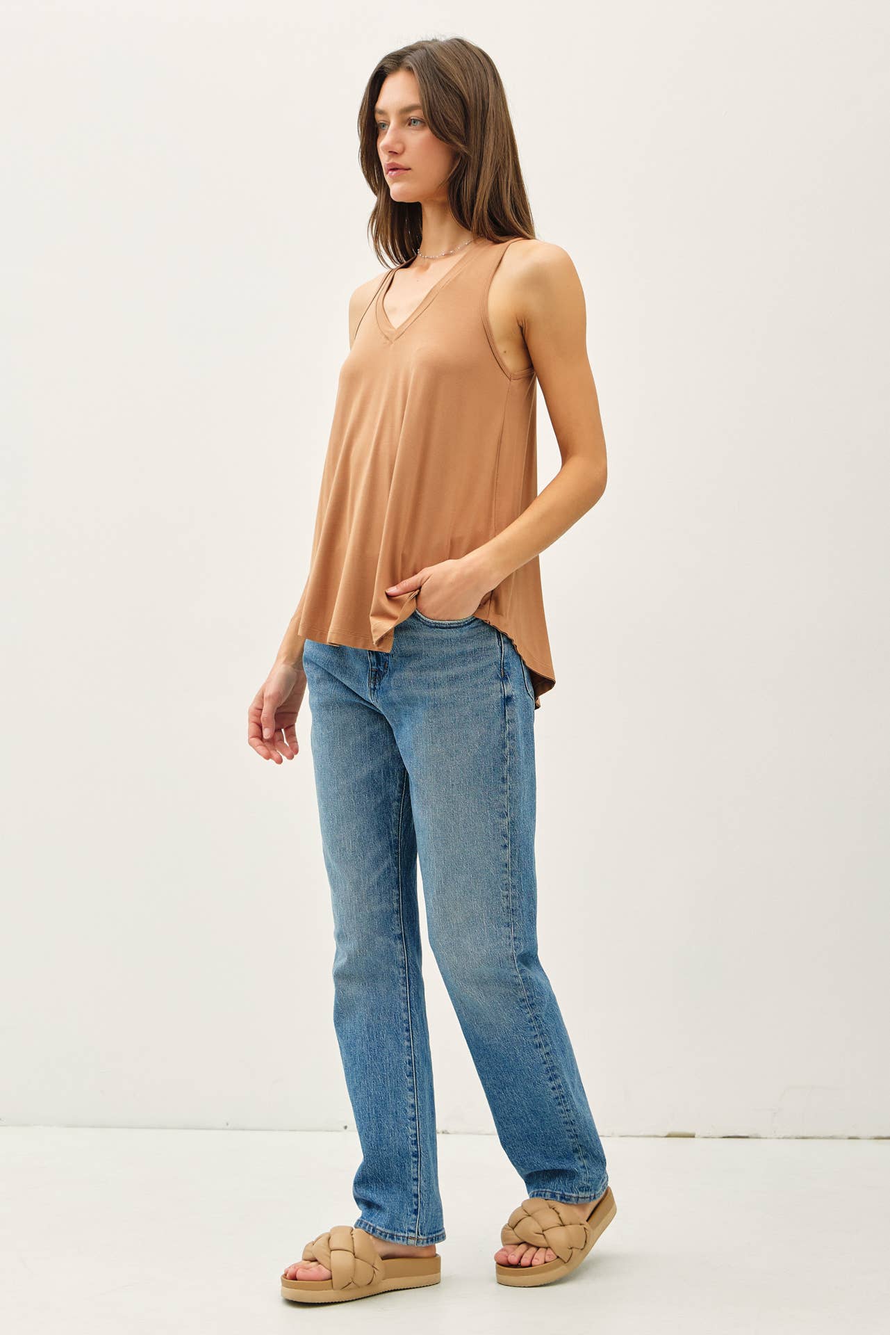 Be Cool Basic Threads Flowy V-NECK TANK