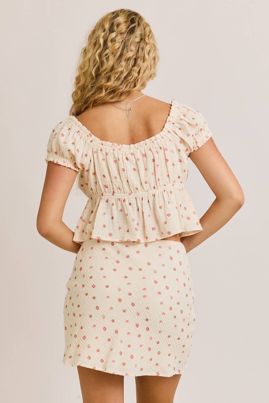 LE LIS SWEETHEART STRAWBERRY PRINTED BABYDOLL TOP