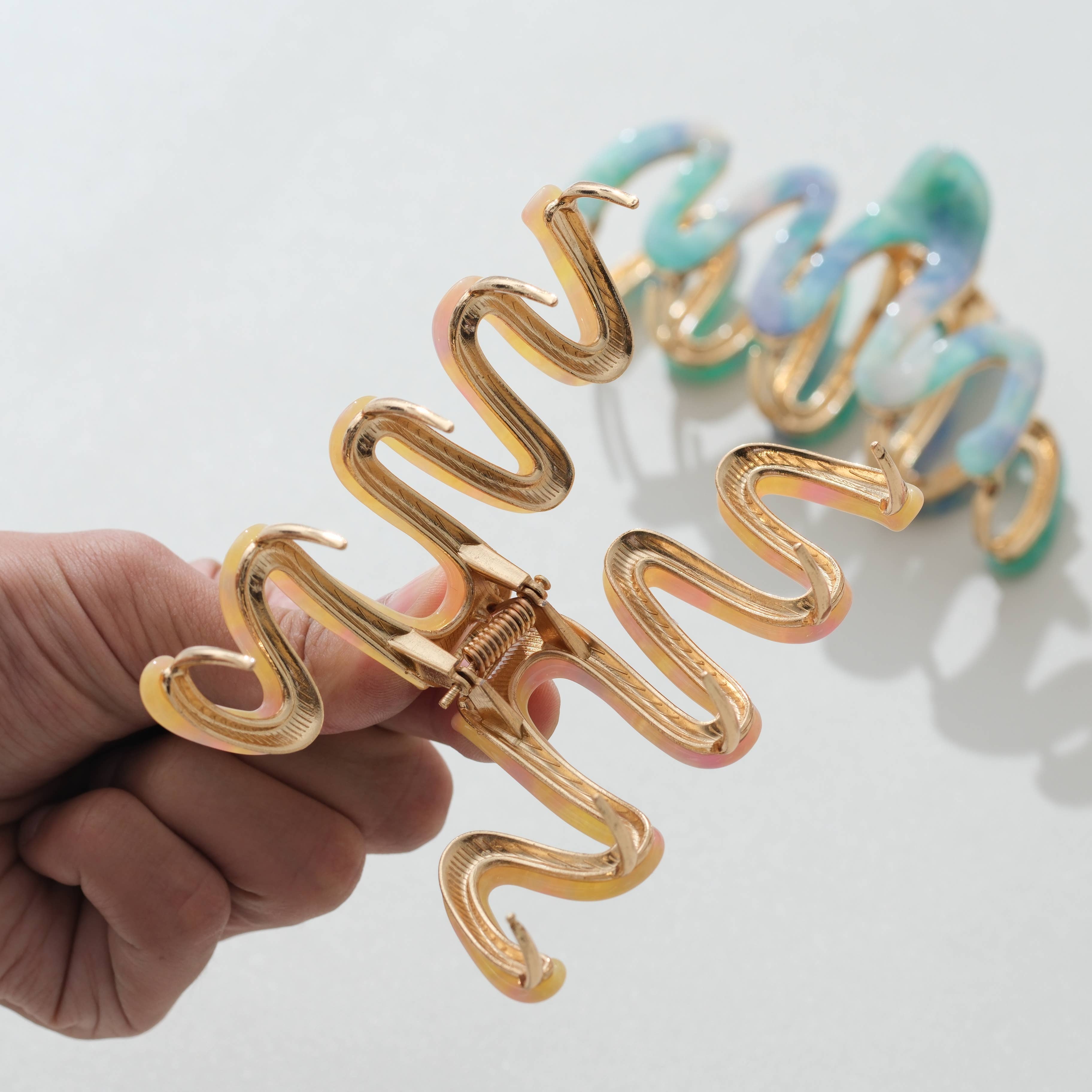 Adorro Willow Island Sun Metal Squiggle Claw Clip - Large