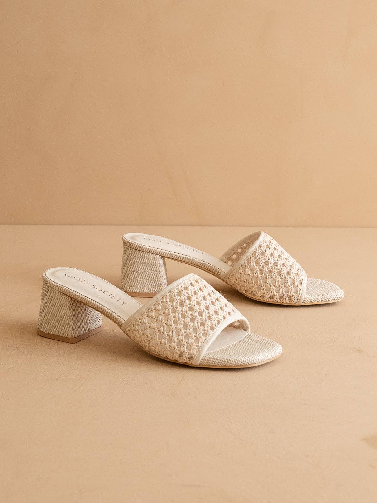 OASIS SOCIETY The Sharon | Ivory Textured Raffia Block Heel Slide Sandal
