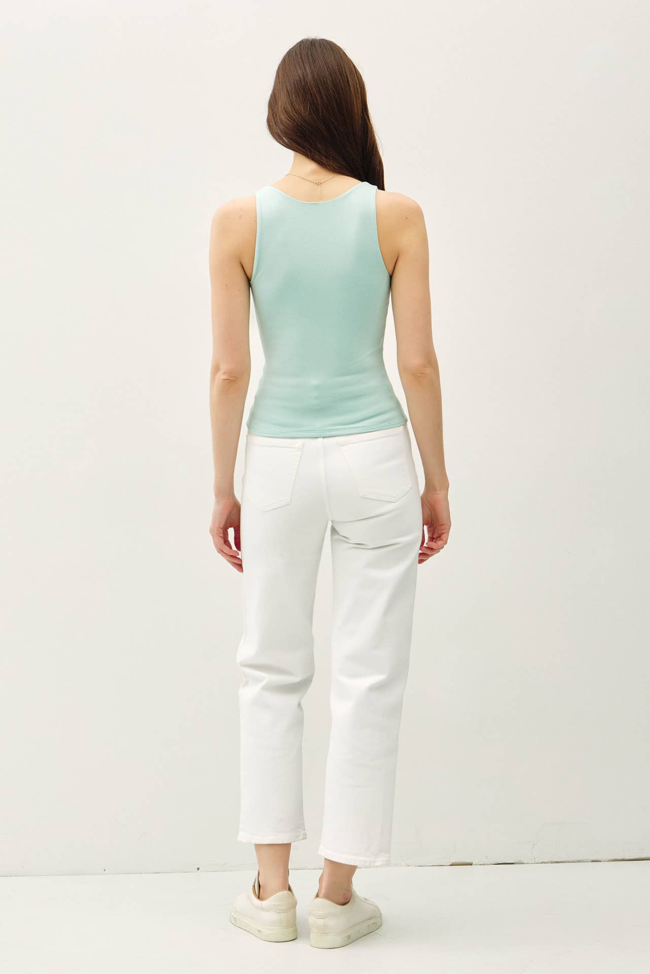 Be Cool BASIC THREADS FULL LENGTH V-NECK TANK