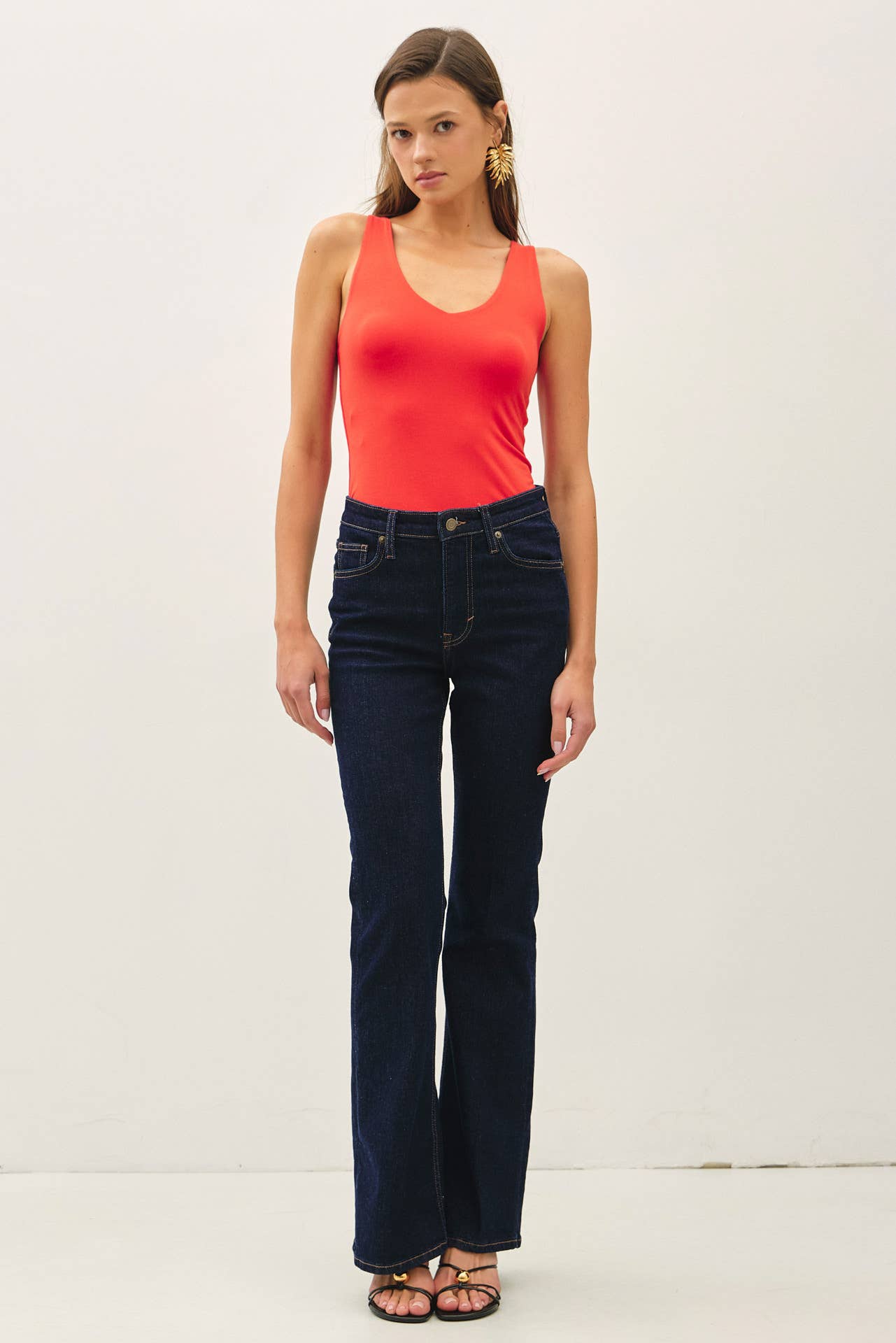 Be Cool BASIC THREADS FULL LENGTH V-NECK TANK