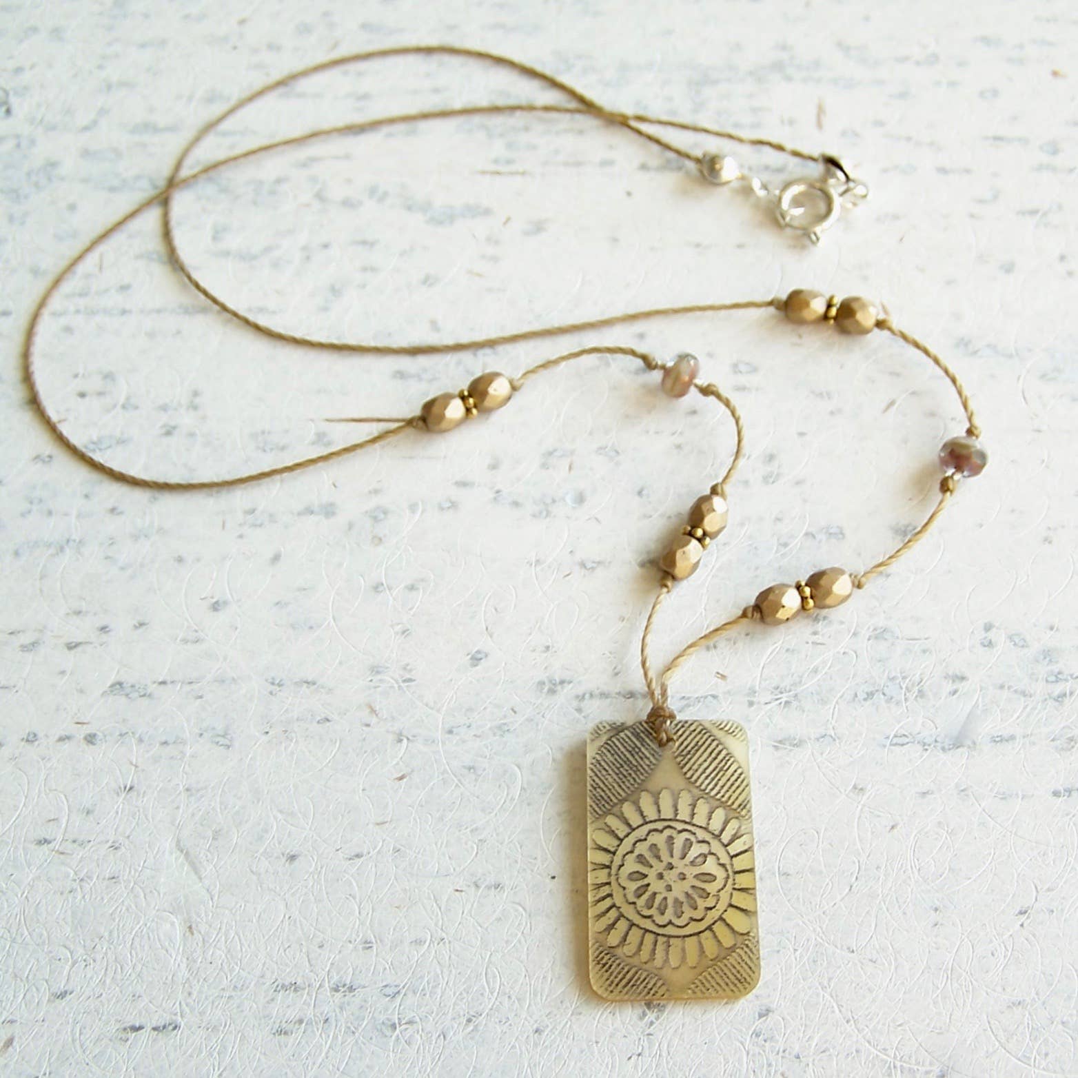 Jo Bird Jewelry Mother of Pearl Shell Necklace - Neutral Colors