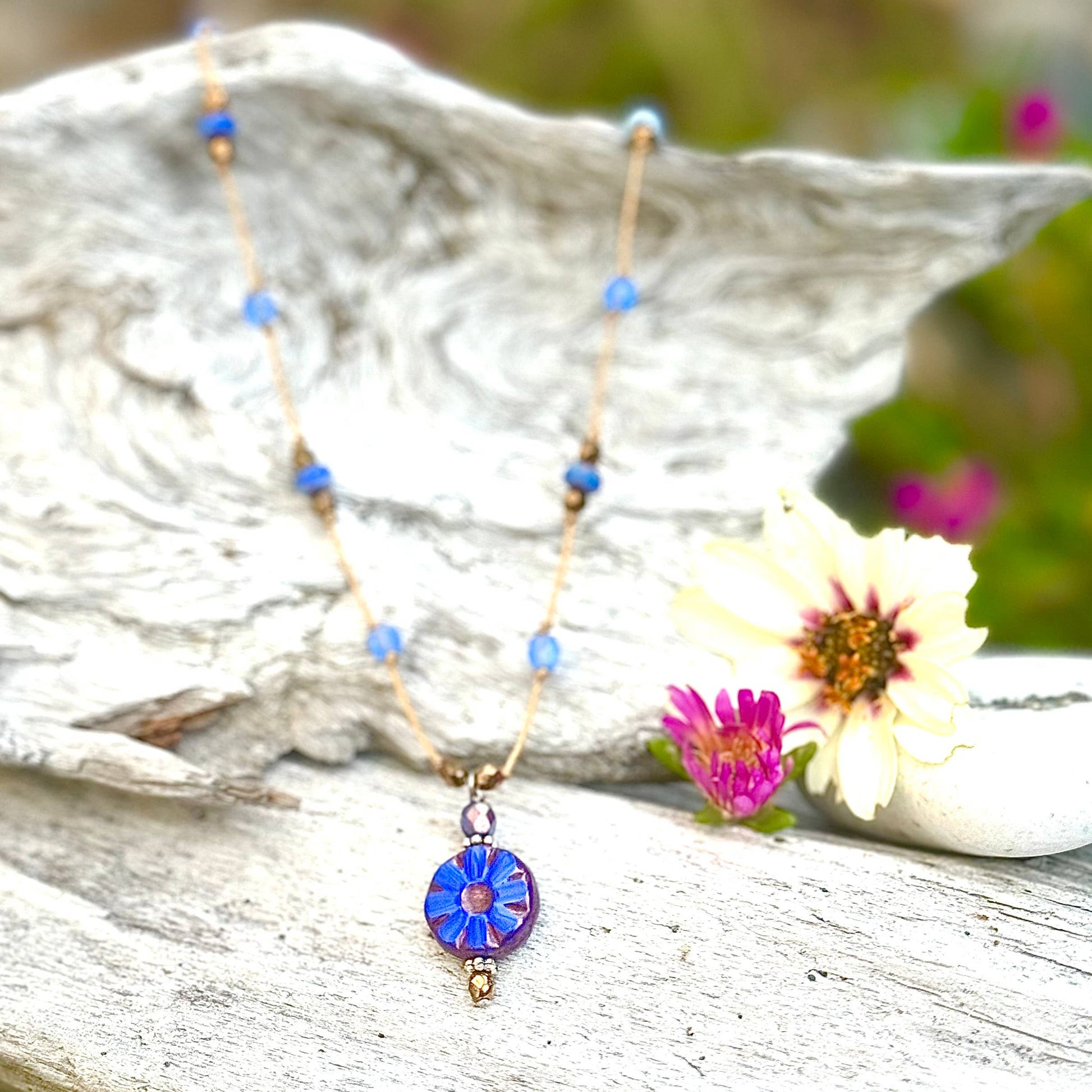 Jo Bird Jewelry Flower Pendant Necklace