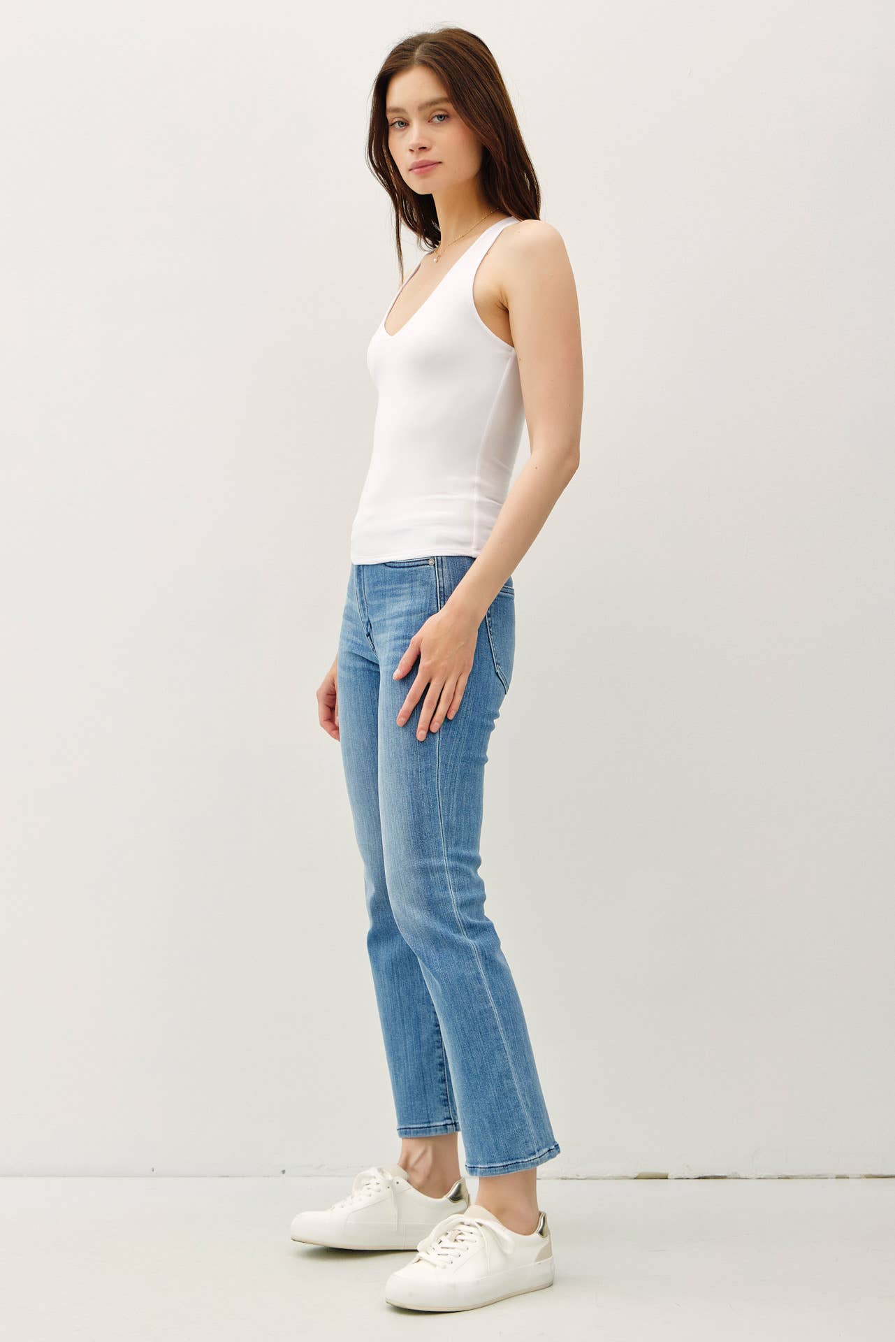 Be Cool BASIC THREADS FULL LENGTH V-NECK TANK