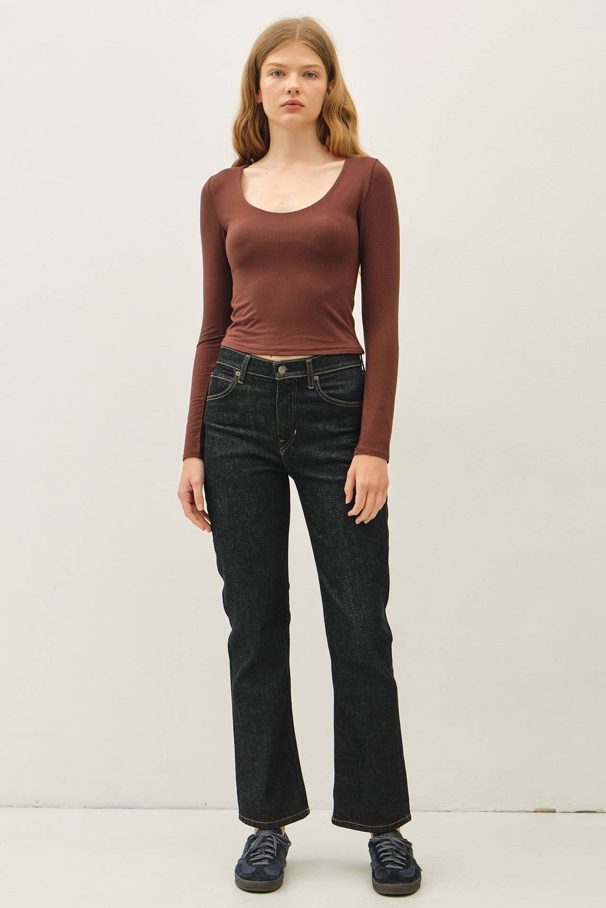 BASIC THREADS LONG SLEEVE TOP