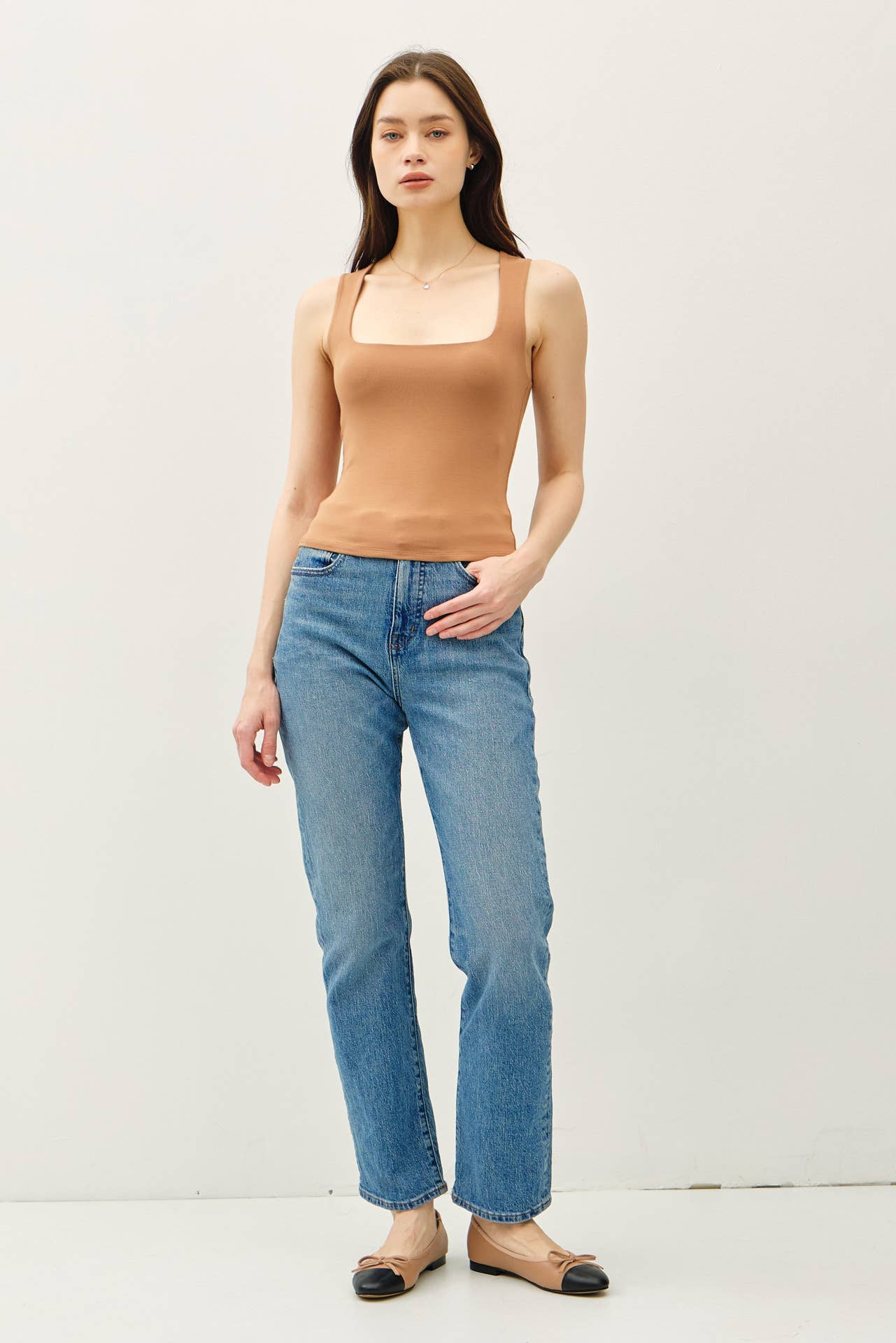 Be Cool BASIC THREADS SQUARE NECK TANK