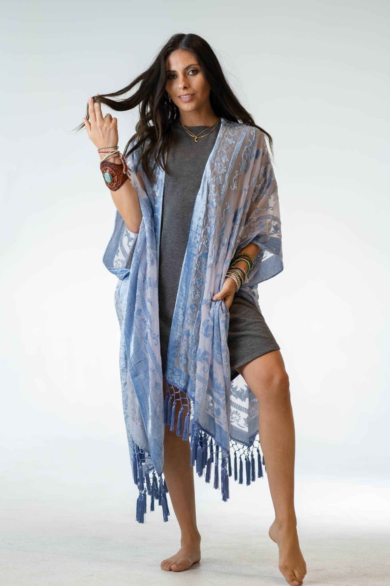 Three Bird Nest Crushin' On You Velvet Kimono - Blue