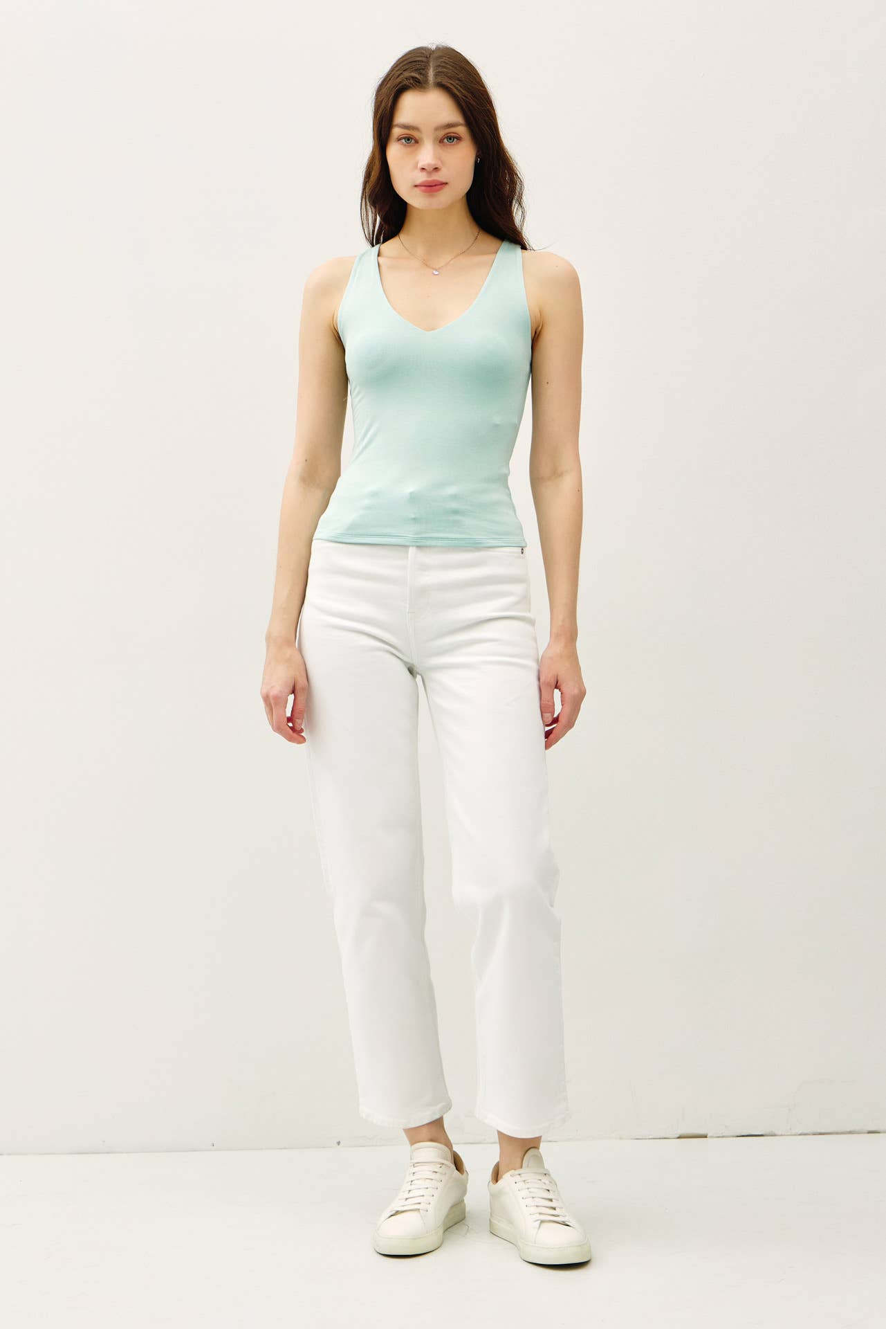 Be Cool BASIC THREADS FULL LENGTH V-NECK TANK