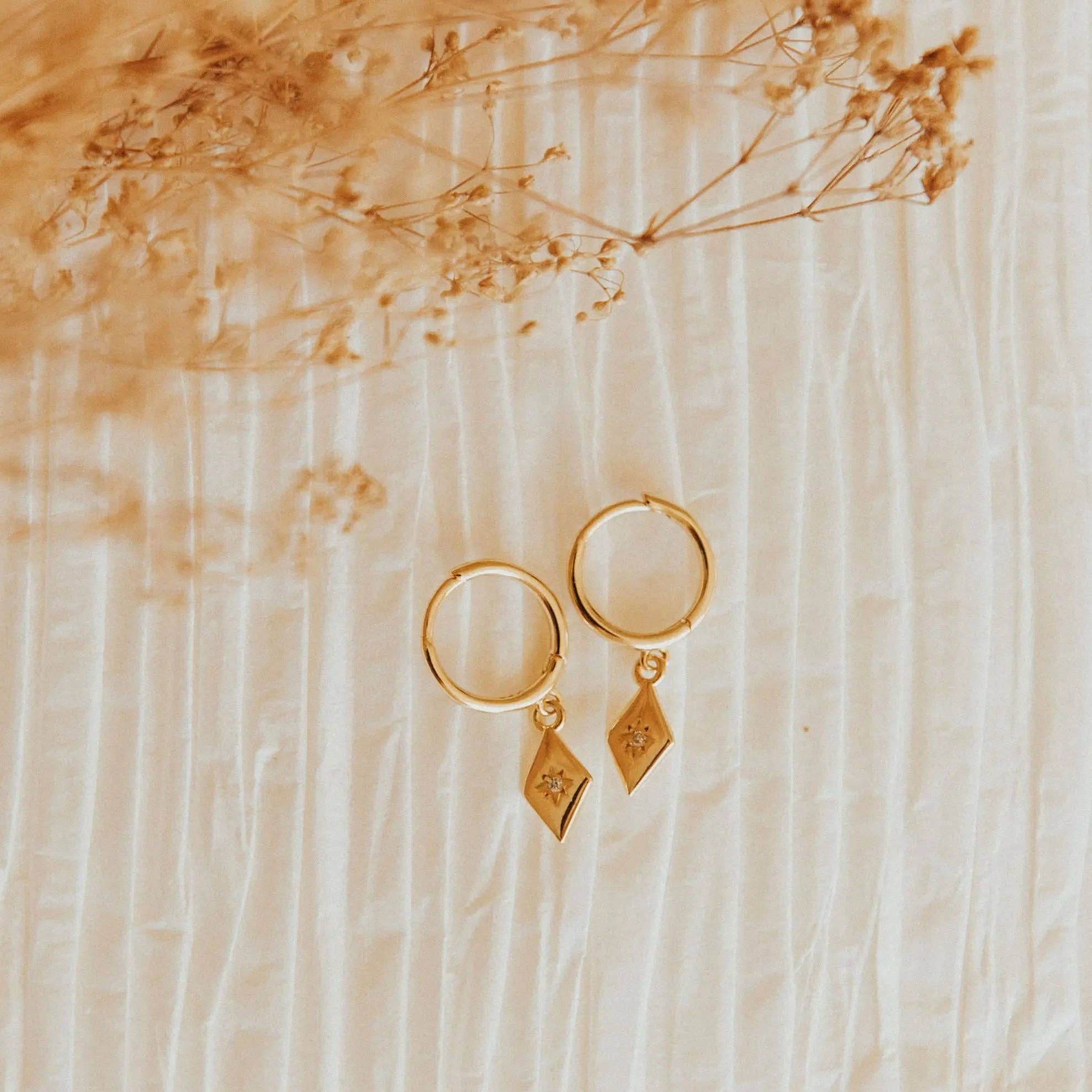 Mauve Jewelry Co. Nova Hoops