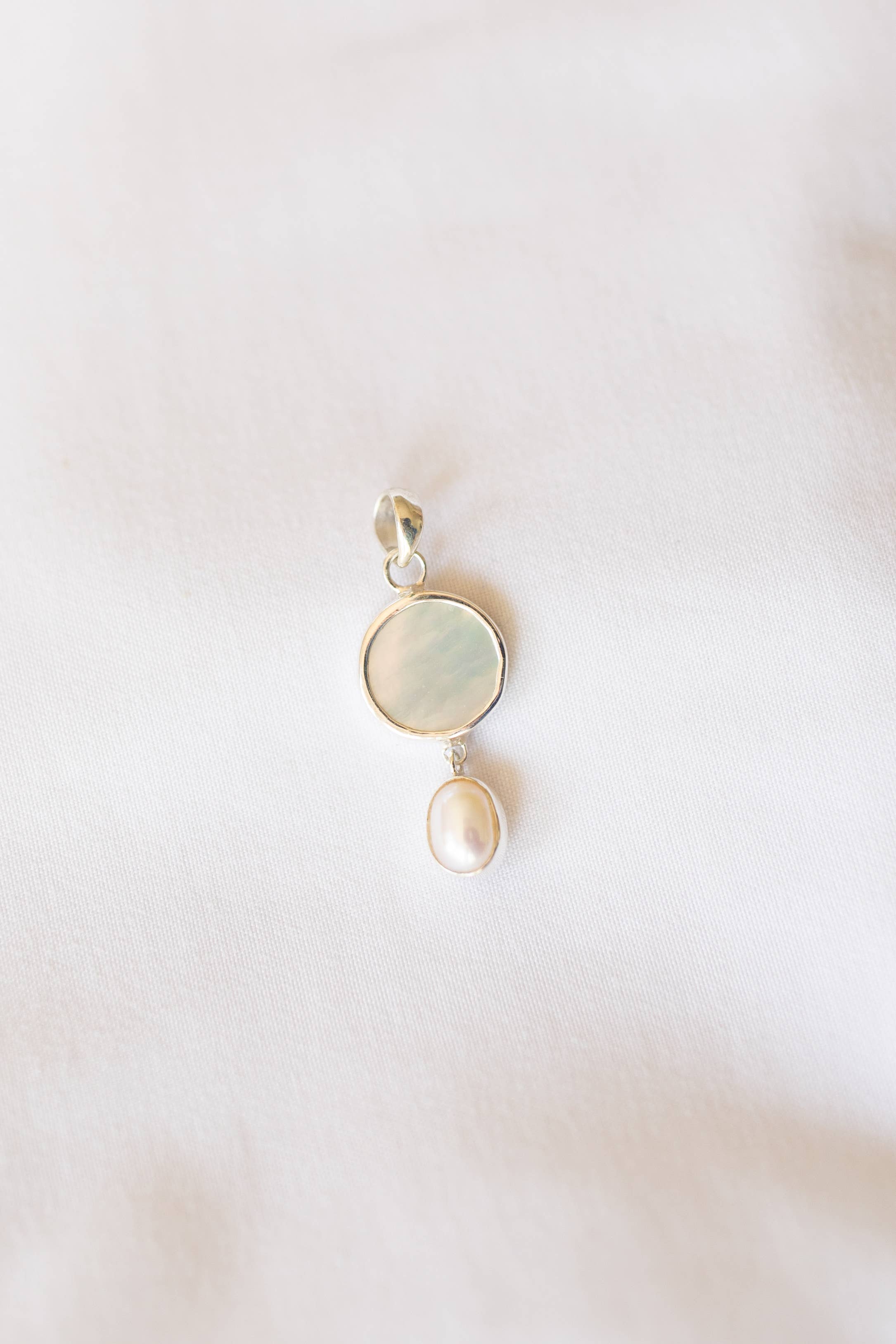 The Salty Gem Shell & Pearl Necklace (Handmade) Mother of Pearl